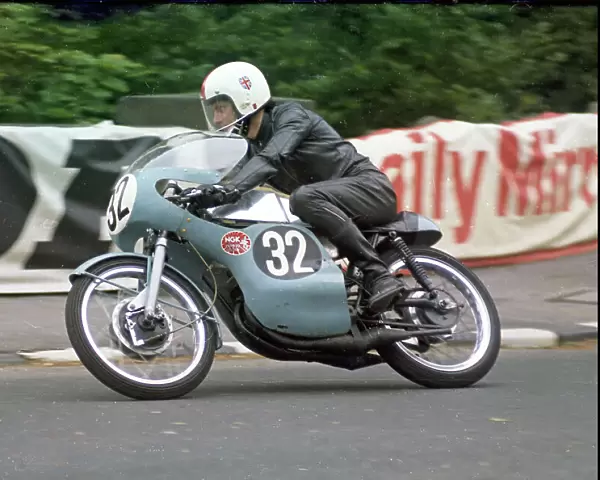 Peter Platt (Yamaha) 1971 Ultra Lightweight TT