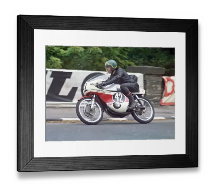 Framed Print : Larry Carter (Yamaha) 1971 Ultra Lightweight TT Framed Print : Larry Carter (Yamaha) 1971 Ultra Lightweight TT