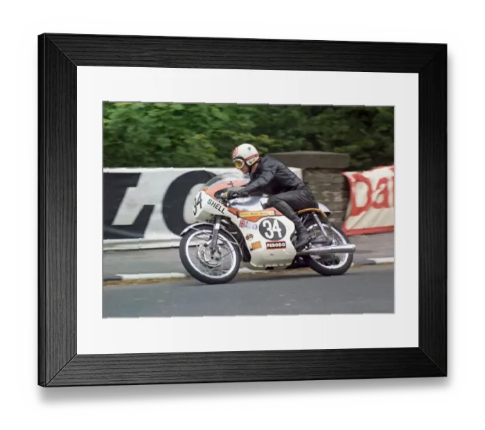 Framed Print : Lyndsay Porter (Honda) 1971 Ultra Lightweight TT Framed Print : Lyndsay Porter (Honda) 1971 Ultra Lightweight TT