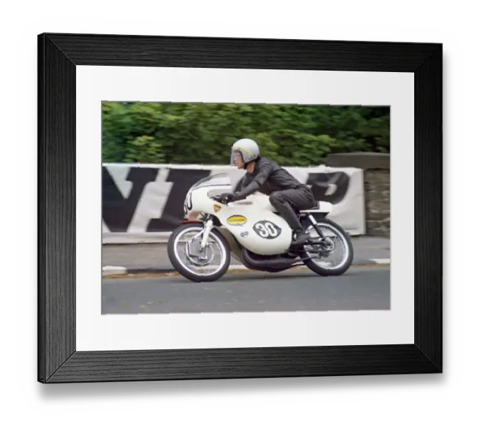 Framed Print : Peter Courtney (Padgett Yamaha) 1971 Ultra Lightweight TT Framed Print : Peter Courtney (Padgett Yamaha) 1971 Ultra Lightweight TT