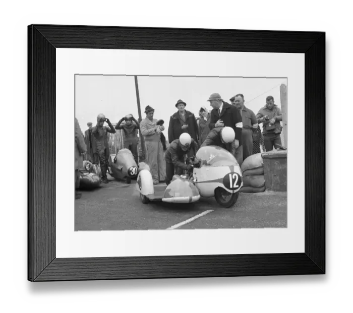 Framed Print : Max Deubel & Emil Hoerner (BMW) 1964 Sidecar TT Framed Print : Max Deubel & Emil Hoerner (BMW) 1964 Sidecar TT