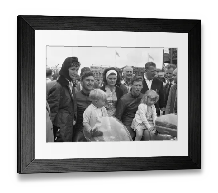 Framed Print : Jim Redman (Honda) & Alan Shepherd (MZ) 1964 Lightweight TT Framed Print : Jim Redman (Honda) & Alan Shepherd (MZ) 1964 Lightweight TT
