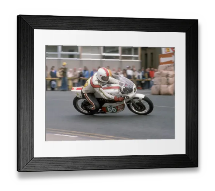 Framed Print : Rob Brew (CBG Yamaha) 1978 Lightweight Manx Grand Prix Framed Print : Rob Brew (CBG Yamaha) 1978 Lightweight Manx Grand Prix