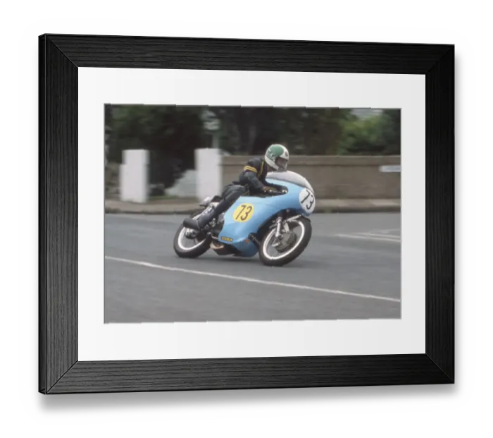 Framed Print : Peter Kermode (Velocette Metisse) 1978 Senior Manx Grand Prix Framed Print : Peter Kermode (Velocette Metisse) 1978 Senior Manx Grand Prix