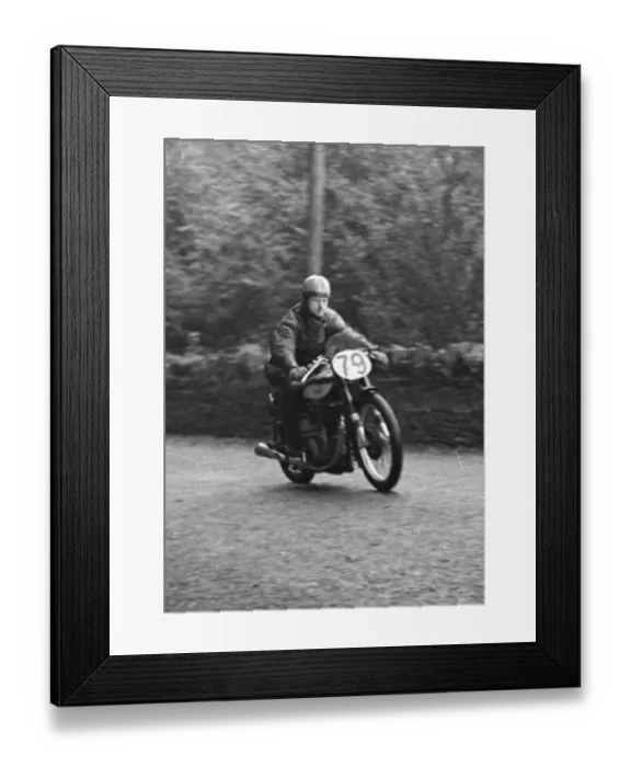 Framed Print : John Boynton (Norton) 1949 Junior Manx Grand Prix Framed Print : John Boynton (Norton) 1949 Junior Manx Grand Prix