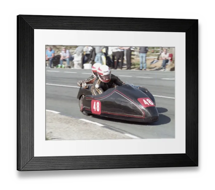 Framed Print : Keith Griffin & Peter Cain (Suzuki) 1984 Sidecar TT Framed Print : Keith Griffin & Peter Cain (Suzuki) 1984 Sidecar TT