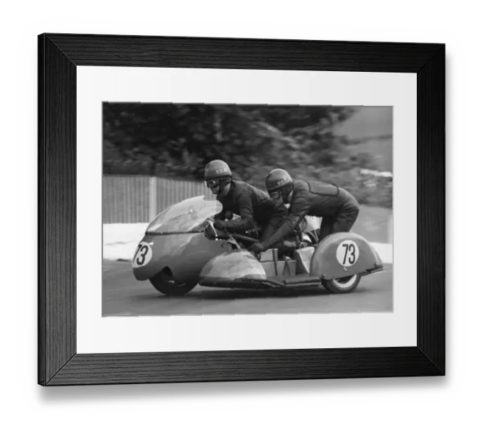 Framed Print : Ken Graham & G Sewell (Triumph) 1968 750 Sidecar TT Framed Print : Ken Graham & G Sewell (Triumph) 1968 750 Sidecar TT