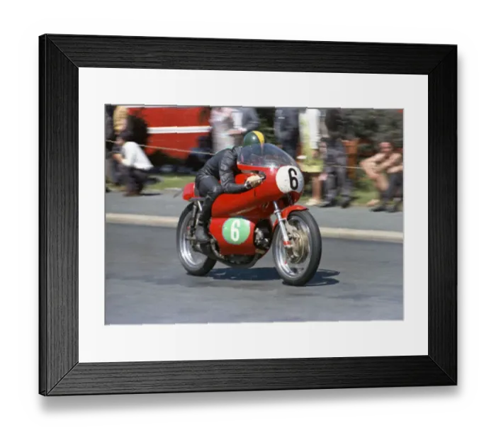 Framed Print : Kel Carruthers (Aermacchi) 1968 Lightweight TT Framed Print : Kel Carruthers (Aermacchi) 1968 Lightweight TT