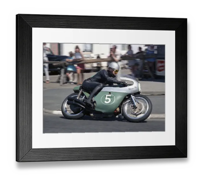 Framed Print : Renzo Pasolini (Benelli) 1968 Lightweight TT Framed Print : Renzo Pasolini (Benelli) 1968 Lightweight TT