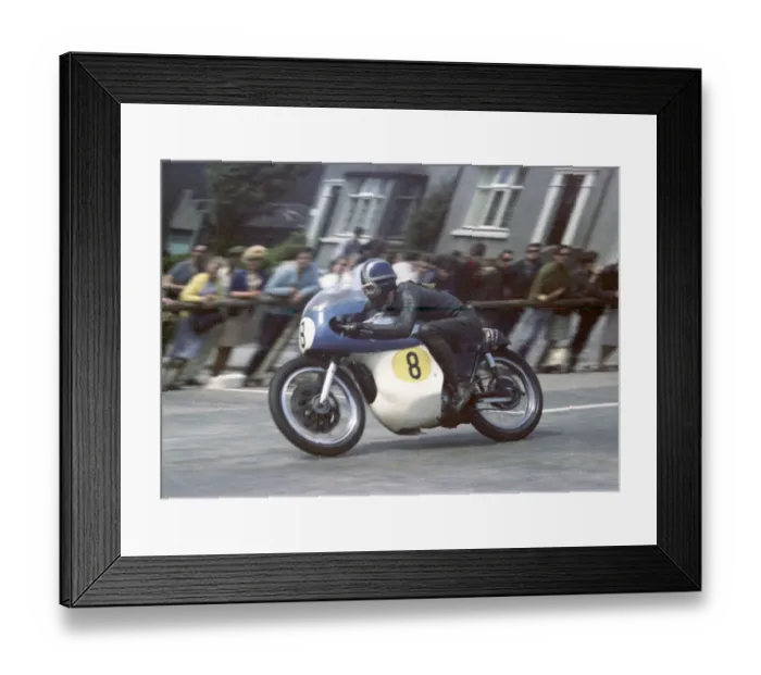 Framed Print : Peter Wiliams (Matchless) 1967 Senior TT Framed Print : Peter Wiliams (Matchless) 1967 Senior TT
