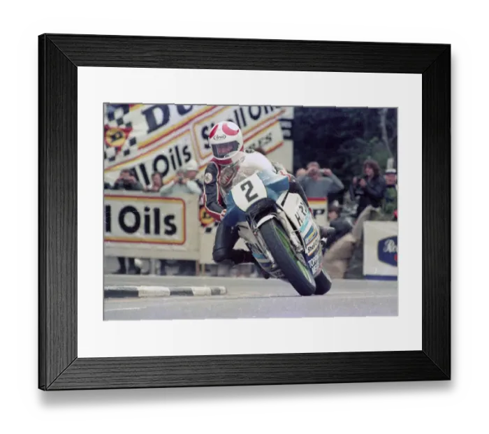 Framed Print : Brian Reid (Yamaha) 1986 Formula One TT Framed Print : Brian Reid (Yamaha) 1986 Formula One TT