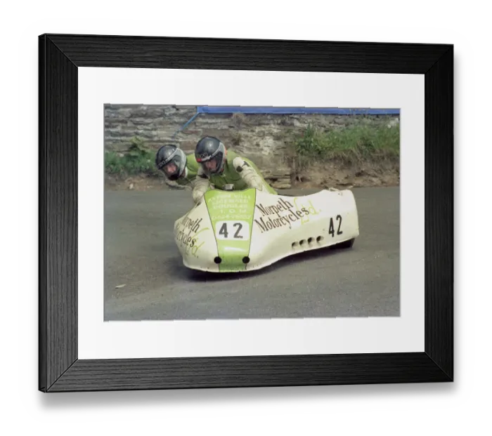Framed Print : John Rutherford & Barrie Wallace (Kawasaki) 1986 Sidecar TT Framed Print : John Rutherford & Barrie Wallace (Kawasaki) 1986 Sidecar TT