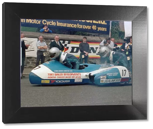 Tony Baker & Peter Harper (Yamaha) 1986 Sidecar TT