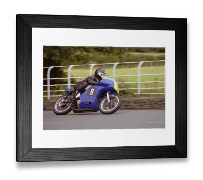 Framed Print : John Loder (Nourish Seeley) 1999 Senior Classic Manx Grand Prix Framed Print : John Loder (Nourish Seeley) 1999 Senior Classic Manx Grand Prix