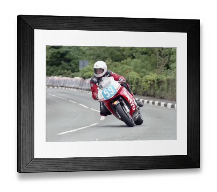 Framed Print : Hugh Reynolds (Honda) 1998 Junior TT Framed Print : Hugh Reynolds (Honda) 1998 Junior TT