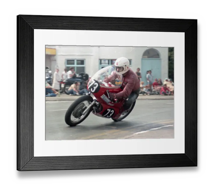 Framed Print : Ronnie Niven (Aermacchi) 1982 Formula Three TT Framed Print : Ronnie Niven (Aermacchi) 1982 Formula Three TT