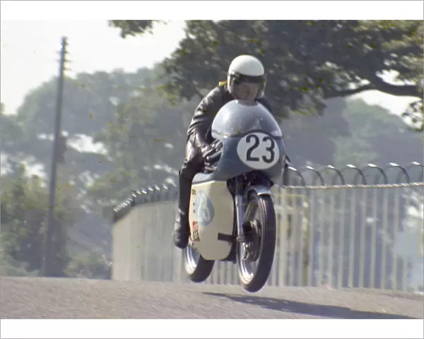 Dave Turner (Norton) 1971 Junior Manx Grand Prix