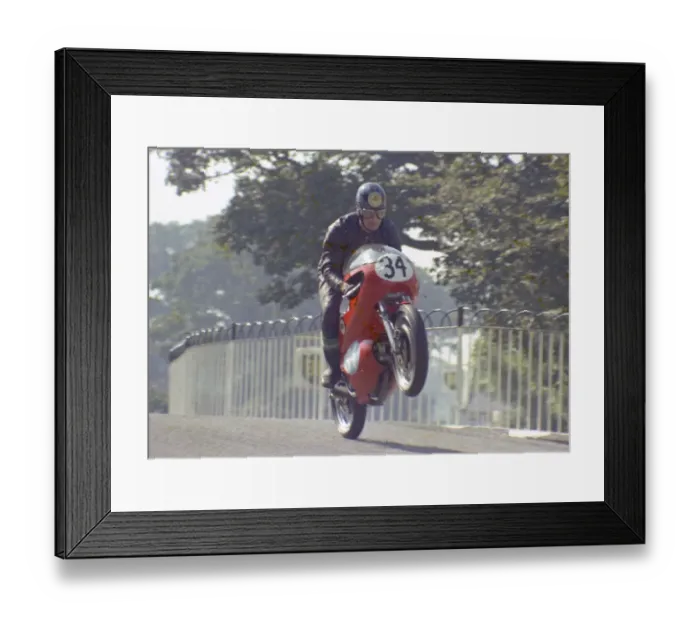 Framed Print : Keith Brown (Aermacchi Metisse) 1971 Junior Manx Grand Prix Framed Print : Keith Brown (Aermacchi Metisse) 1971 Junior Manx Grand Prix