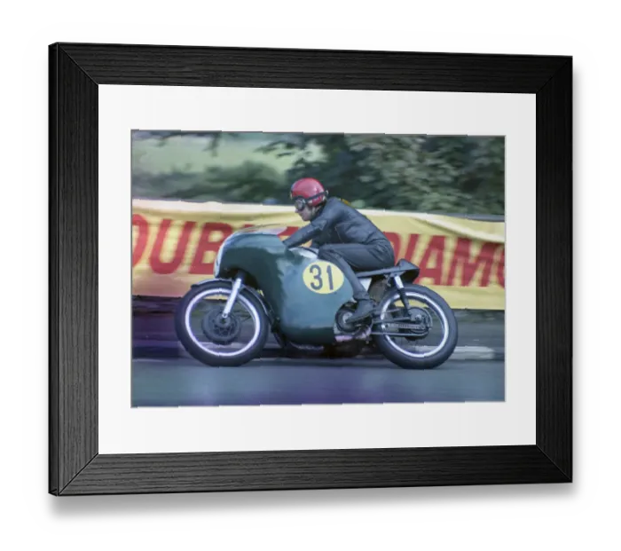 Framed Print : Adrian Richmond (Norton) 1974 Senior Manx Grand Prix Framed Print : Adrian Richmond (Norton) 1974 Senior Manx Grand Prix
