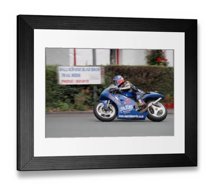 Framed Print : Daniel Williams (Honda) 2007 Lightweight Manx Grand Prix Framed Print : Daniel Williams (Honda) 2007 Lightweight Manx Grand Prix
