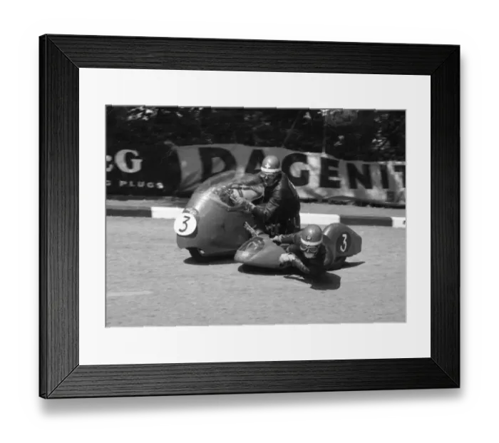 Framed Print : Fritz Scheidegger & Horst Burkhardt (BMW) 1960 Sidecar TT Framed Print : Fritz Scheidegger & Horst Burkhardt (BMW) 1960 Sidecar TT