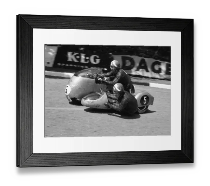 Framed Print : Florian Camathias & Roland Foll (BMW) 1960 Sidecar TT Framed Print : Florian Camathias & Roland Foll (BMW) 1960 Sidecar TT