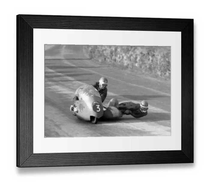 Framed Print : Fritz Scheidegger & Horst Burkhardt (BMW) 1960 Sidecar TT Framed Print : Fritz Scheidegger & Horst Burkhardt (BMW) 1960 Sidecar TT
