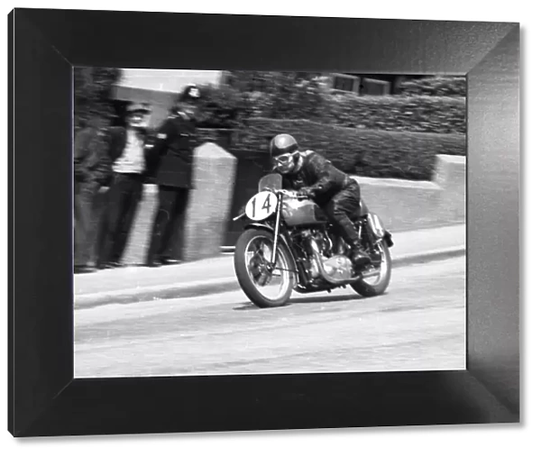 Eric Cheers (Triumph) 1954 Senior Clubman TT