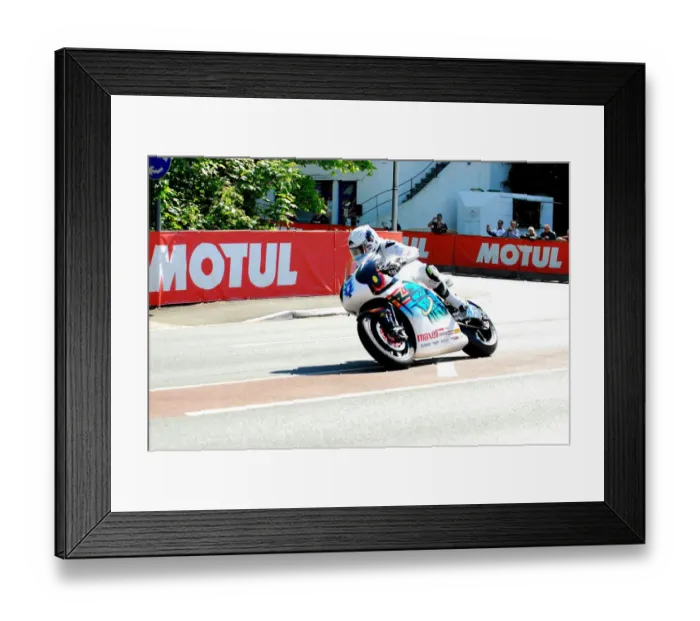 Framed Print : Bruce Anstey (Mugen) 2015 TT Zero Framed Print : Bruce Anstey (Mugen) 2015 TT Zero