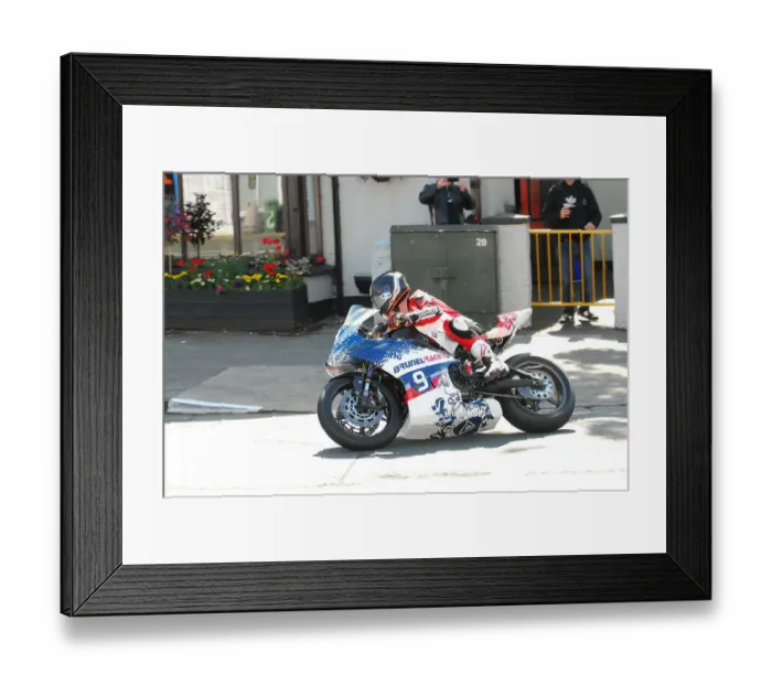 Framed Print : James Cowton (Brunel) 2015 TT Zero Framed Print : James Cowton (Brunel) 2015 TT Zero