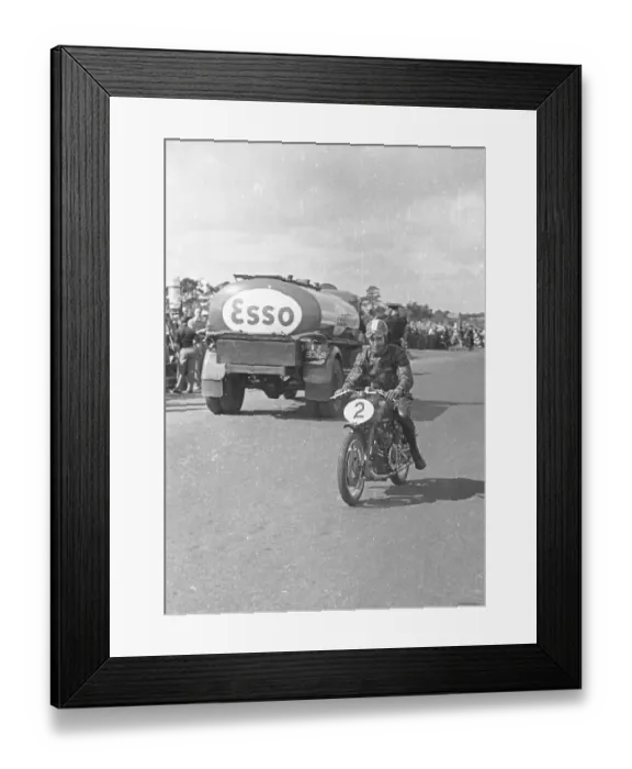 Framed Print : Bruno Bertacchini (Guzzi) 1949 Senior Ulster Grand Prix Framed Print : Bruno Bertacchini (Guzzi) 1949 Senior Ulster Grand Prix