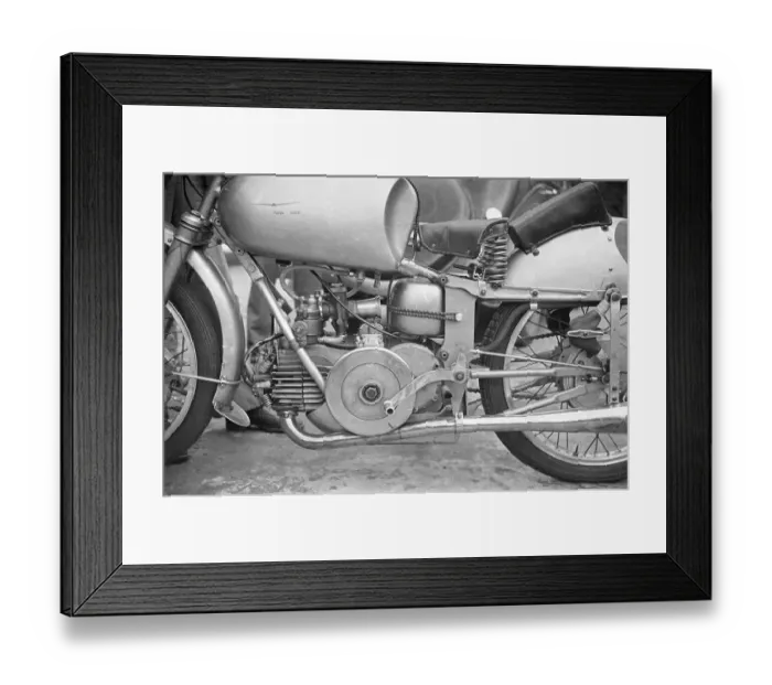 Framed Print : Bruno Ruffos Guzzi, 1949 Lightweight Ulster Grand Prix Framed Print : Bruno Ruffos Guzzi, 1949 Lightweight Ulster Grand Prix