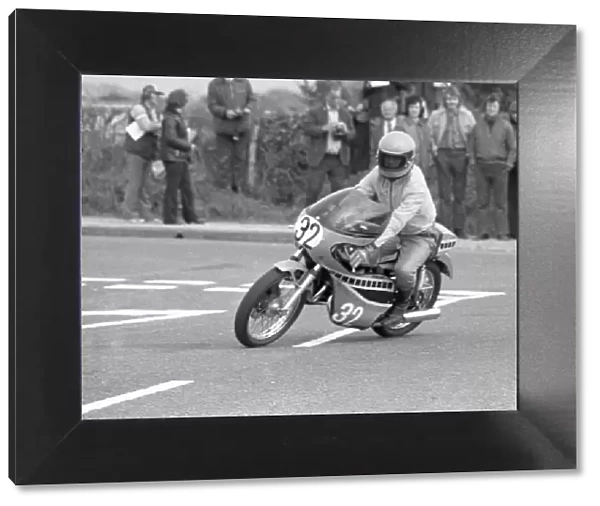 Mike Kneen (Yamaha) 1975 Jurby Road