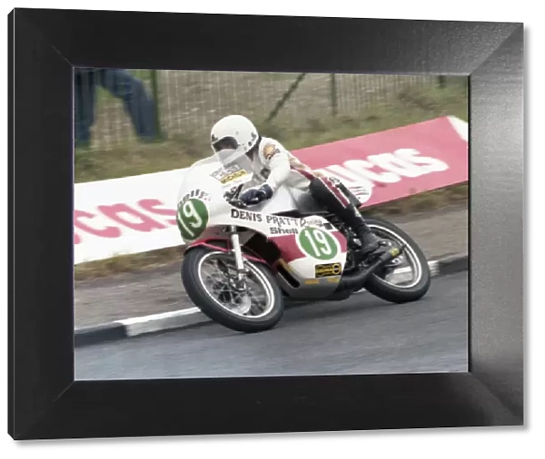 Steve Tonkin (Pratt Yamaha) 1978 Junior TT