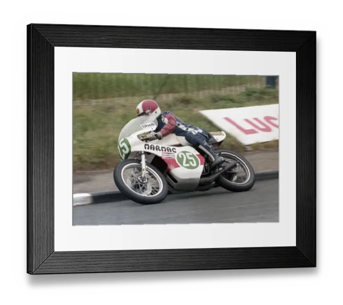 Framed Print : Graham Waring (Yamaha) 1978 Junior TT Framed Print : Graham Waring (Yamaha) 1978 Junior TT