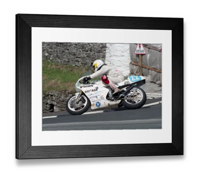 Framed Print : Richard Milky Quayle (Yamaha) 1996 Junior Manx Grand Prix
