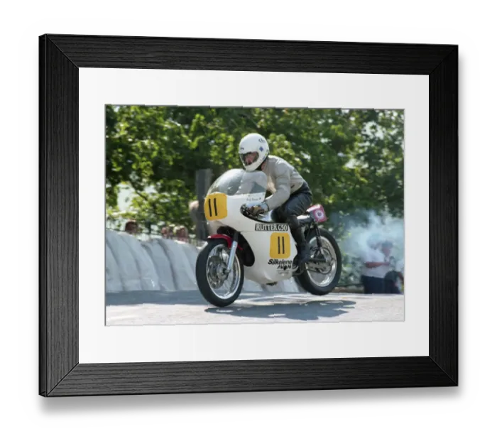 Framed Print : Geoff Tunstall (Rutter Matchless) 1991 Senior Classic Manx Grand Prix Framed Print : Geoff Tunstall (Rutter Matchless) 1991 Senior Classic Manx Grand Prix