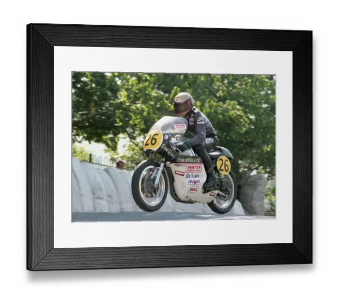 Framed Print : Dave Roper (Matchless) 1991 Senior Classic Manx Grand Prix