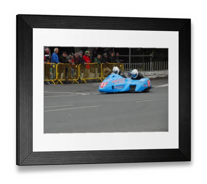 Framed Print : Robert Handcock & Ken Edwards (Baker Honda) 2017 Sidecar TT Framed Print : Robert Handcock & Ken Edwards (Baker Honda) 2017 Sidecar TT