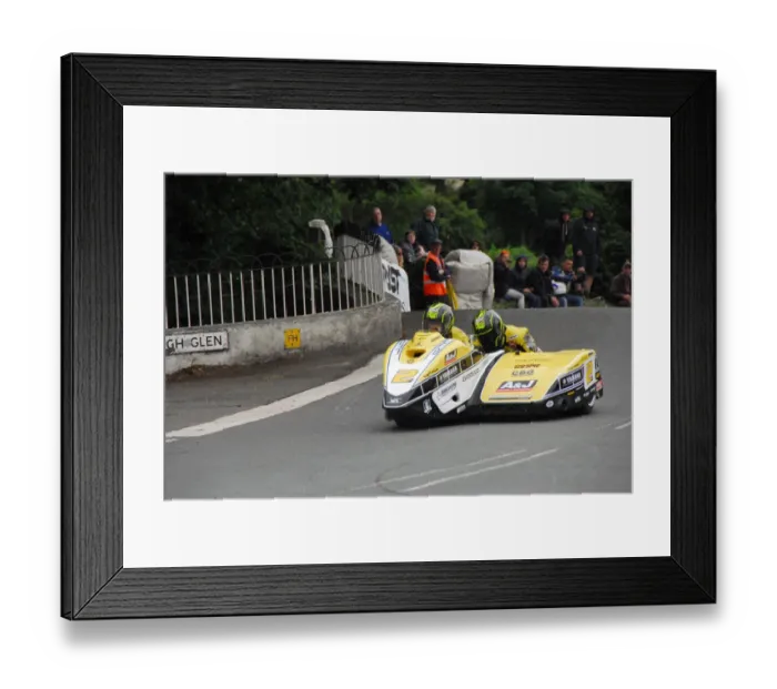 Framed Print : Dave Molyneux & Dan Sayle (Yamaha DMR) 2017 Sidecar TT Framed Print : Dave Molyneux & Dan Sayle (Yamaha DMR) 2017 Sidecar TT