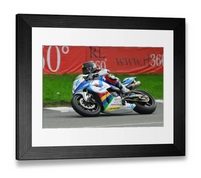 Framed Print : Bruce Anstey (Honda) 2017 Supersport TT Framed Print : Bruce Anstey (Honda) 2017 Supersport TT