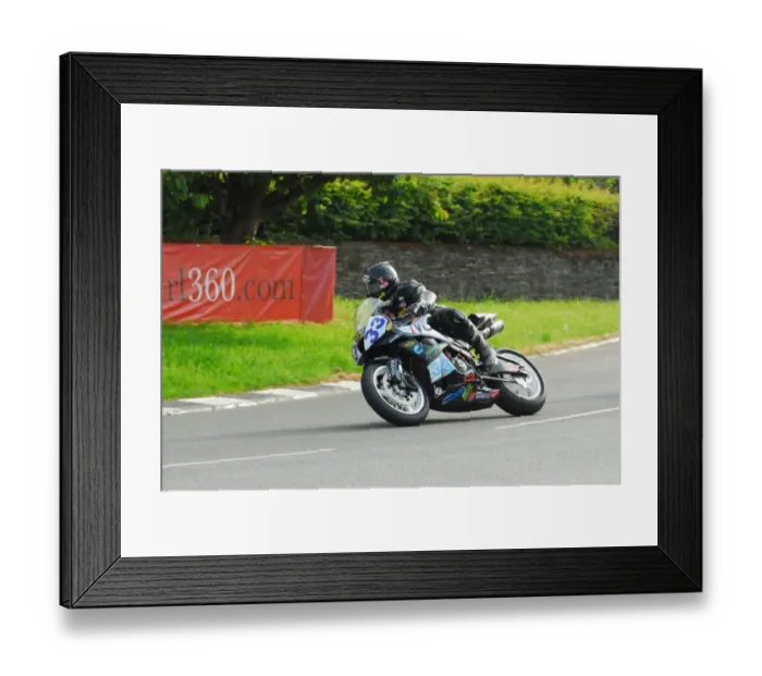 Framed Print : Ian Pattinson (Yamaha) 2017 Supersport TT Framed Print : Ian Pattinson (Yamaha) 2017 Supersport TT