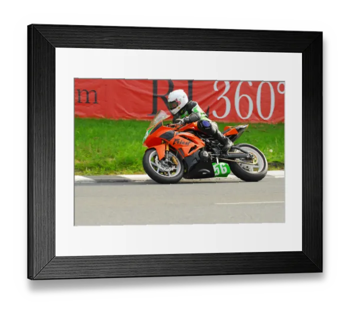 Framed Print : Forest Dunn (Kawasaki) 2017 Lightweight TT Framed Print : Forest Dunn (Kawasaki) 2017 Lightweight TT