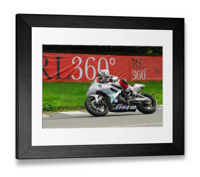 Framed Print : Stefano Bonetti (Paton) 2017 Lightweight TT Framed Print : Stefano Bonetti (Paton) 2017 Lightweight TT