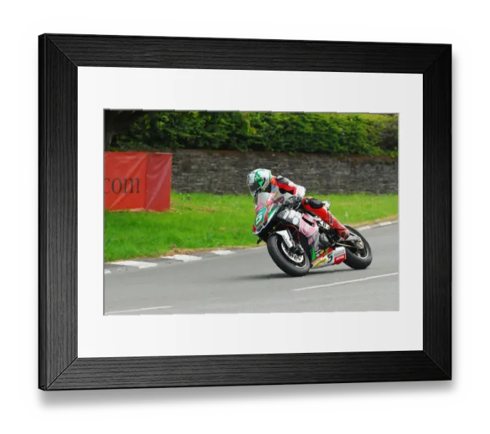Framed Print : Dan Cooper (Kawasaki) 2017 Lightweight TT Framed Print : Dan Cooper (Kawasaki) 2017 Lightweight TT