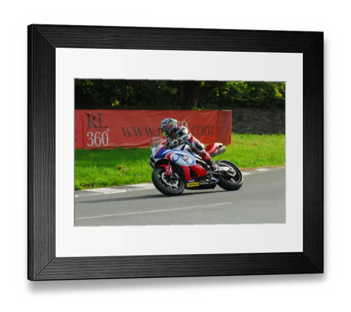 Framed Print : Lee Johnston (Honda) 2017 Supersport TT Framed Print : Lee Johnston (Honda) 2017 Supersport TT
