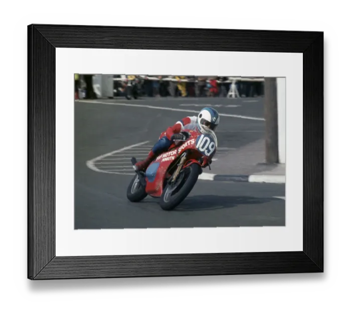 Framed Print : Kevin Howe (Yamaha) 1983 Junior Manx Grand Prix Framed Print : Kevin Howe (Yamaha) 1983 Junior Manx Grand Prix