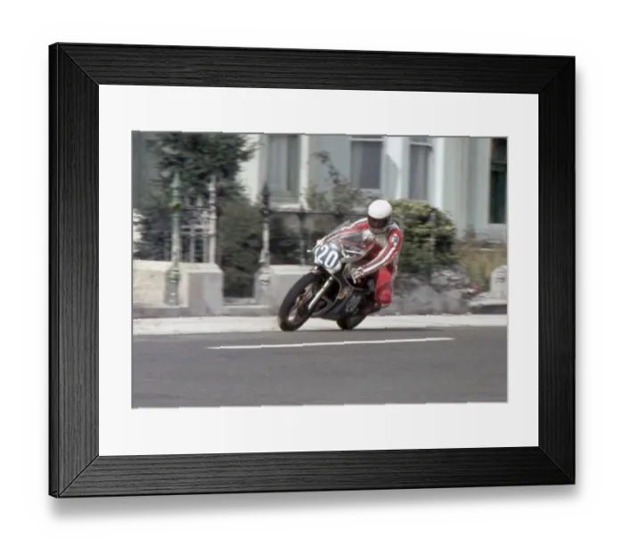 Framed Print : Mick Noblett (Yamaha) 1983 Junior Manx Grand Prix