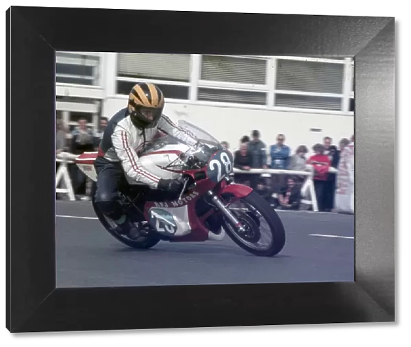 John Knowles (Yamaha) 1983 Junior Manx Grand Prix