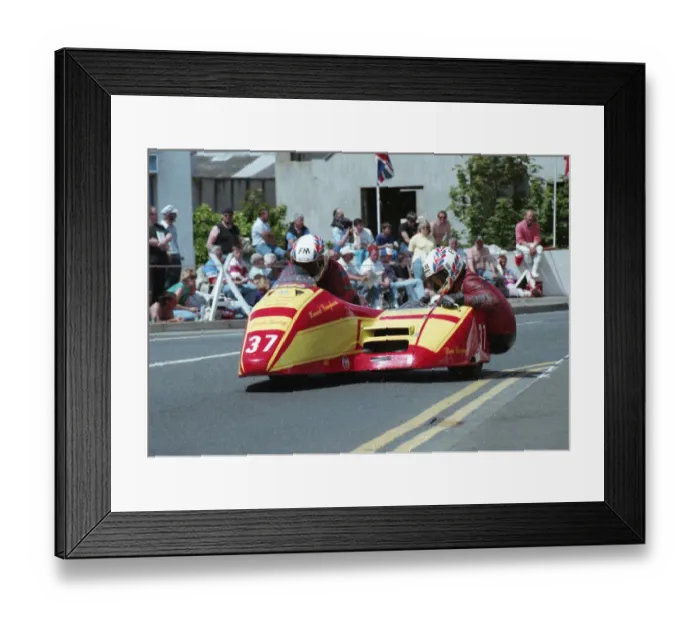 Framed Print : Howard Langham & Steve Langham (Jacobs Yamaha) 1993 Sidecar TT Framed Print : Howard Langham & Steve Langham (Jacobs Yamaha) 1993 Sidecar TT